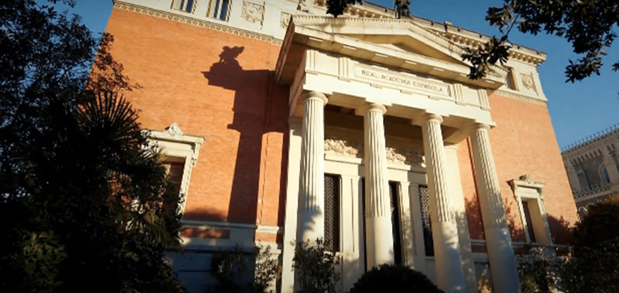 La Real Academia de la Lengua Española - RAE cuida del Corpus de Referencia del Español Actual - CREA.